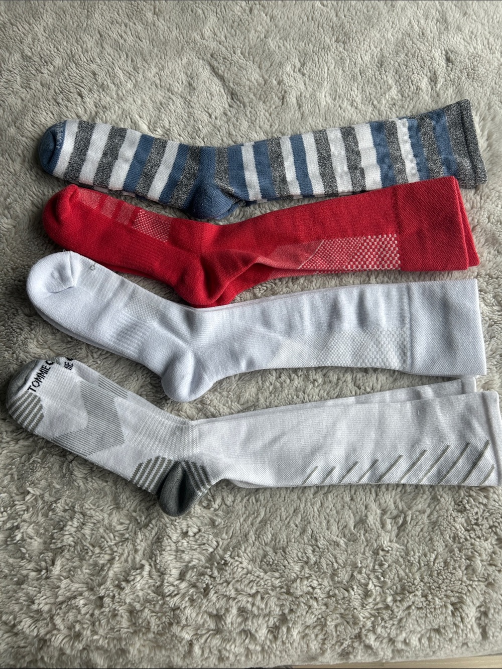 Tommie Copper White and Red Men's Knee-High Compression Socks - Pack Mix